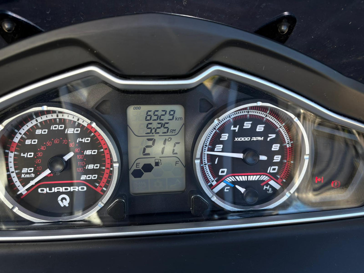 QV3 | 2020 | 6.529 KM |
