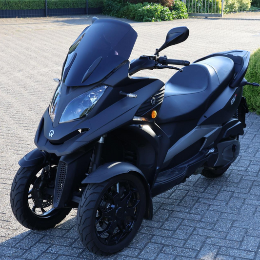 QV3 | 2020 | 9.958 KM