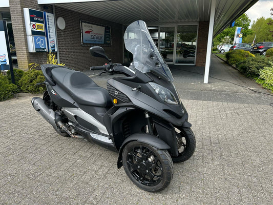QV3 | 2021 | 6.853 KM