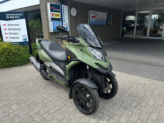QV3 | 2022 | 1.053 KM |