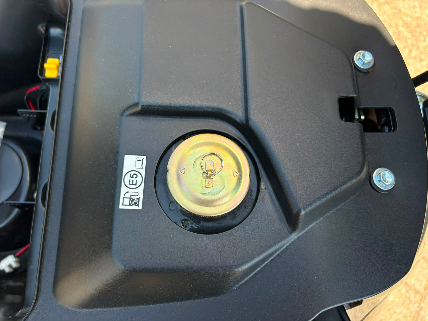 2 x Sym Fiddle II | 2021 | 4.085 en 4603 km |
